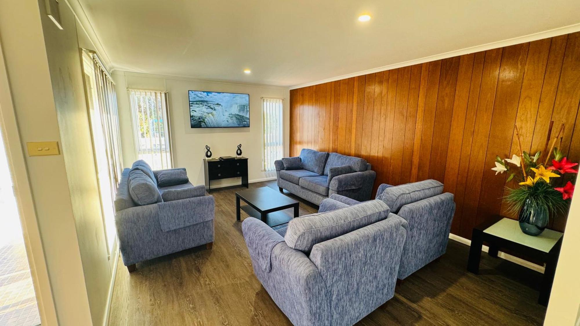 Clare Valley Motel Bagian luar foto